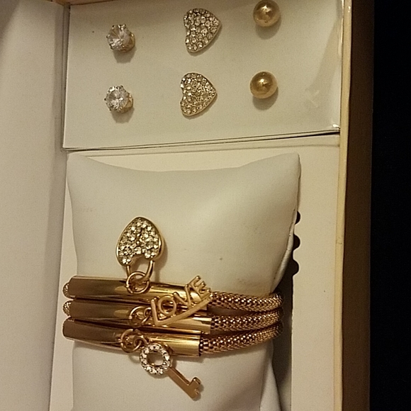 💝Bracelet and Earring Sets - Picture 2 of 6